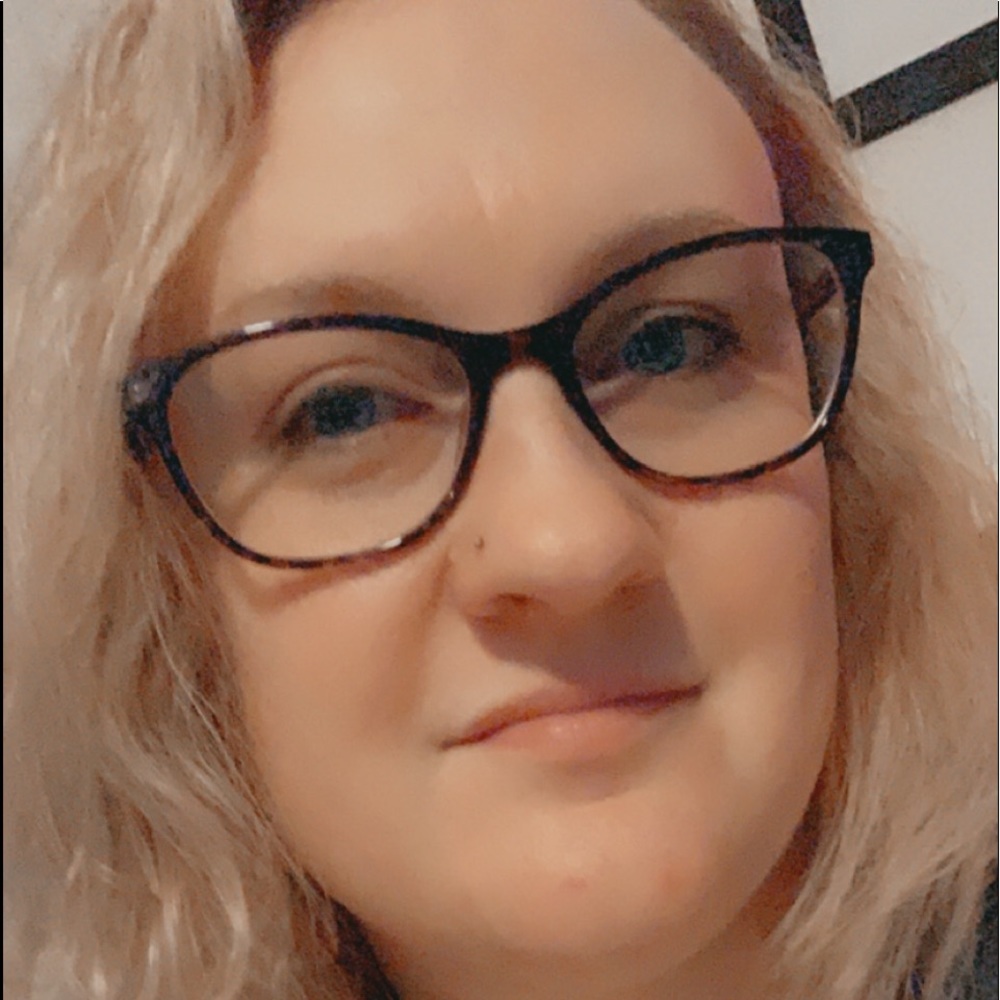 Meet your Posher, Katrina